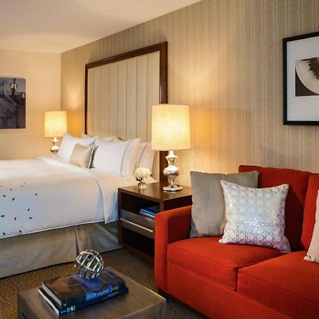 Renaissance Newark Airport Hotel Elizabeth Exterior photo