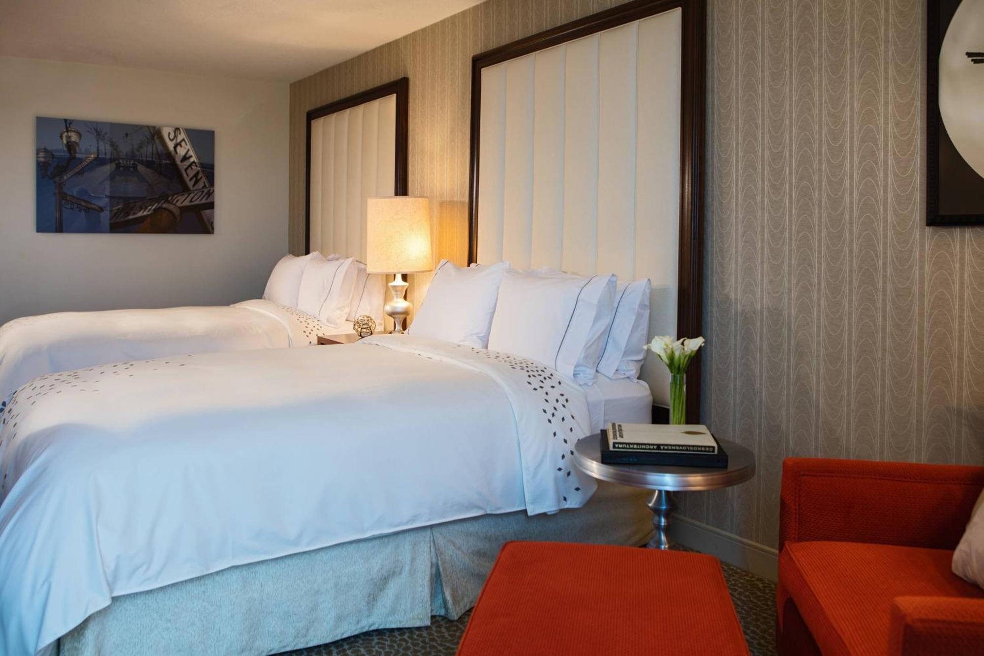 Renaissance Newark Airport Hotel Elizabeth Exterior photo