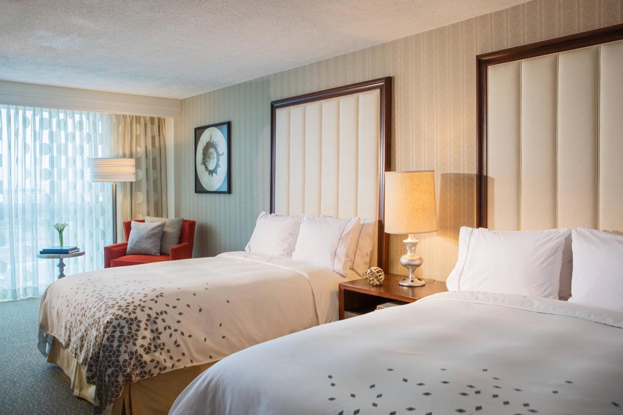 Renaissance Newark Airport Hotel Elizabeth Exterior photo