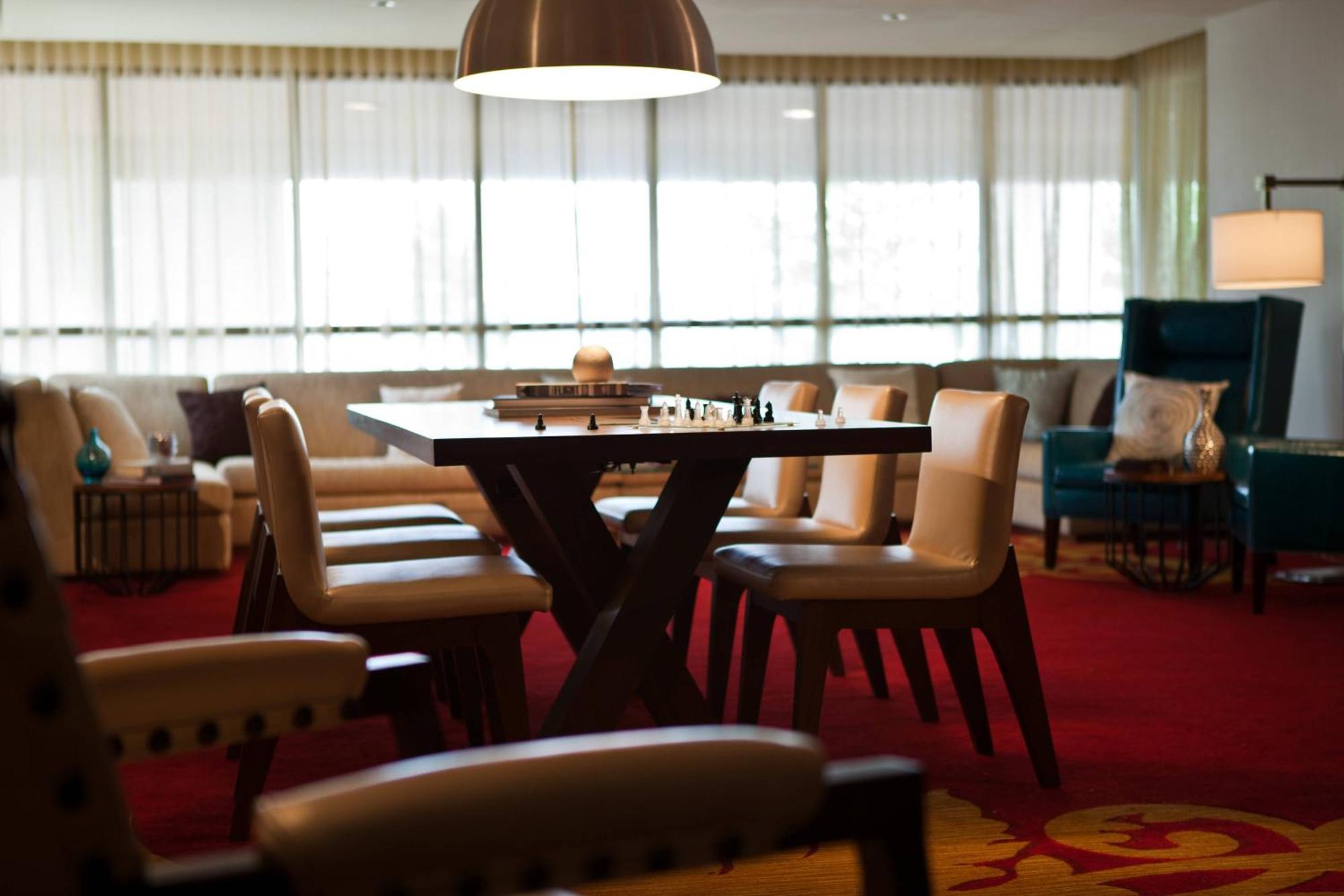 Renaissance Newark Airport Hotel Elizabeth Exterior photo
